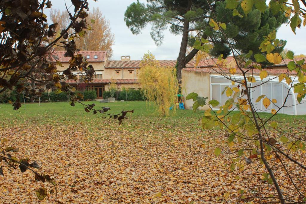 El Jardin De La Huerta Hotel Sahagun Exterior photo